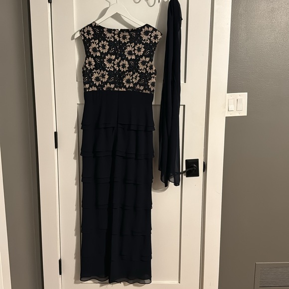 Jessica Howard 8P Navy Blue Dress. Stunning Timeless Classic with Sheer Shawl - Picture 2 of 10